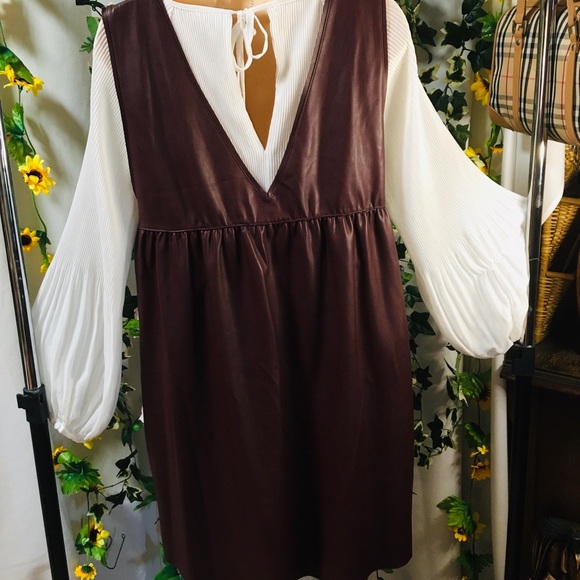 ZARA faux leather dress.  Brown/Maroon colour - Picture 5 of 9